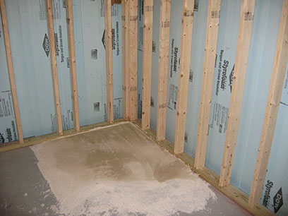 Healthy Safe Moisture Mold Free Basement Living Space This Is Drywall - Putting Sheetrock On Basement Walls